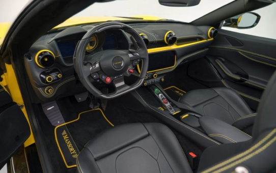 MANSORY präsentiert den neuen "Ferrari Portofino" mit Voll-Carbon-Dach
