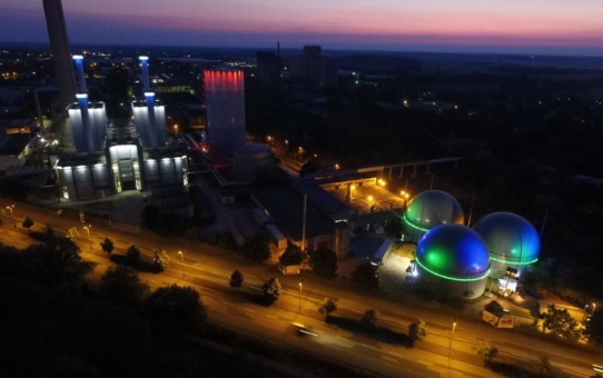 Kraftwerk im Wandel - Illumination des Kraftwerks Schwerin Süd