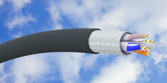 PTFE isolierte Kabel – Bis hin zum Hochvakuum und darüber hinaus