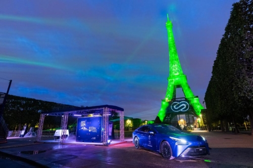 Toyota Brennstoffzellentechnik setzt Eiffelturm in Szene
