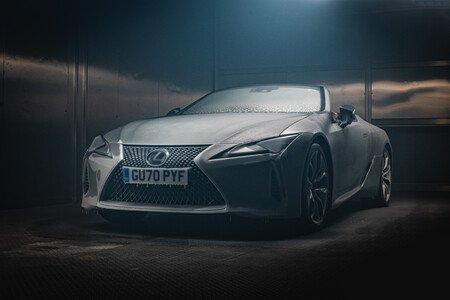 Lexus LC Cabriolet besteht in Eiseskälte (Kraftstoffverbrauch kombiniert 12,6 l/100 km; CO2-Emissionen kombiniert 288 g/km)