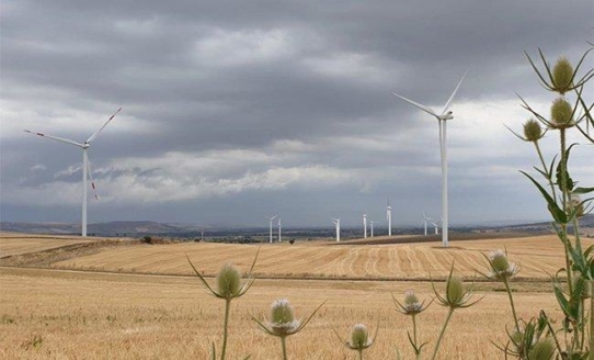 Alpiq, aventron und Chiesi unterzeichnen PPA für Windpark in Italien