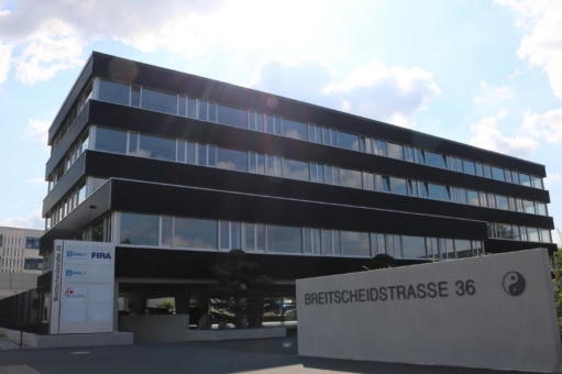 Industrie 4.0 von Sachsen in die Welt: Dresdner Unternehmen DUALIS wächst weiter