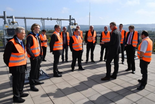 Strom von Wind und Sonne in Gas wandeln, speichern und transportfähig machen