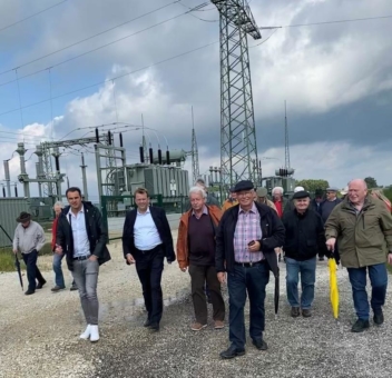 Dr. Reinhard Brandl besucht mit CSU-Senioren Union Süddeutschlands größten Solarpark