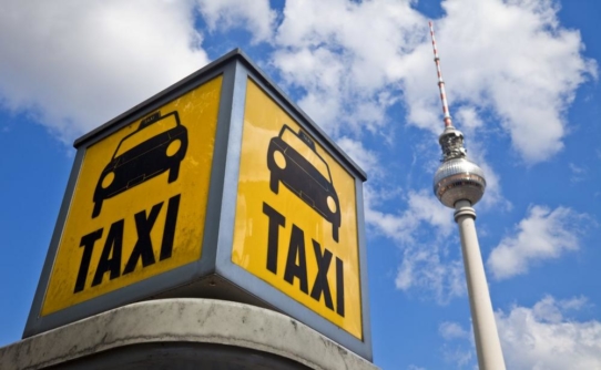 Förderprogramm “Wirtschaftsnahe Elektromobilität” – Förderung von E-Taxis ab dem 01.07.2021 möglich