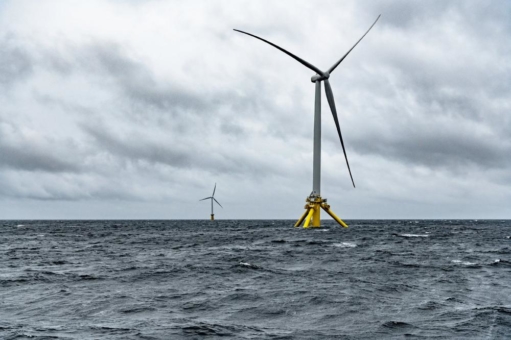 TetraSpar: Schwimmende Windturbine vor der norwegischen Küste in Betrieb genommen