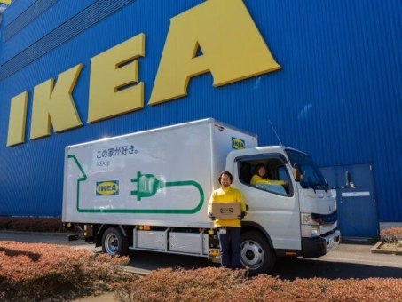 Hej neues Heim! IKEA Japan nutzt Daimler Trucks vollelektrischen FUSO eCanter für Möbelauslieferung