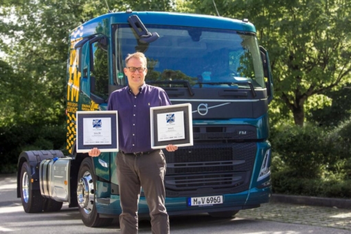 Volvo Trucks gewinnt zum siebten Mal in Folge zwei Kategorien als beste Nutzfahrzeuge