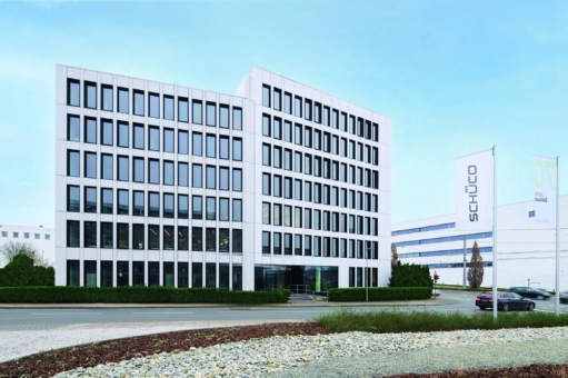 Nachhaltigkeit und New Work - Modernisierung eines Bürogebäudes auf dem Schüco Campus
