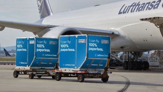 Lufthansa Cargo fliegt nur noch mit elektronischen Luftfrachtbriefen