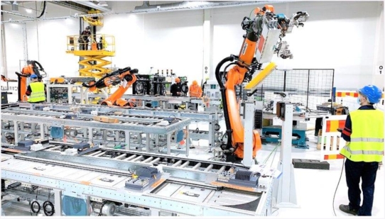 Valmet Automotive gewinnt 3. Kundenauftrag für Batteriewerk Uusikaupunki - Installation der Fertigungslinien gestartet