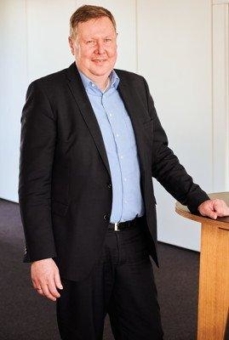 GEV Grundeigentümer-Versicherung optimiert Anwendungen für Makler und Endkunden mit Unterstützung von adesso