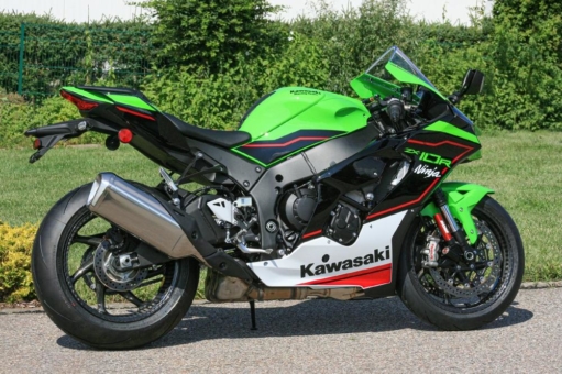 Erweiterung der Carbonfamilie: thyssenkrupp Carbonfelgen für die neue Kawasaki Ninja ZX-10R und ZX-10RR