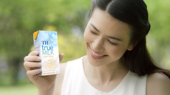Vietnam: TH true MILK bringt mit der drinksplus-Technologie von SIG gesunde Innovation in die Milchregale
