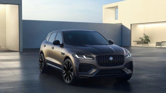 Jaguar F-PACE: Neue dynamische Sechszylinder-Modelle und Sprachsteuerung Alexa serienmäßig für die gesamte Baureihe