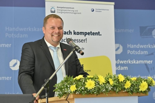 Energiewende: Handwerkskammer Potsdam eröffnet Kompetenzzentrum für Energiespeicherung und Energiesystemmanagement