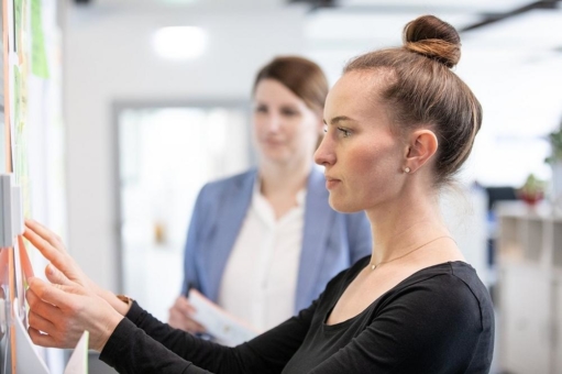 Frauenkarrieren ermöglichen und fördern