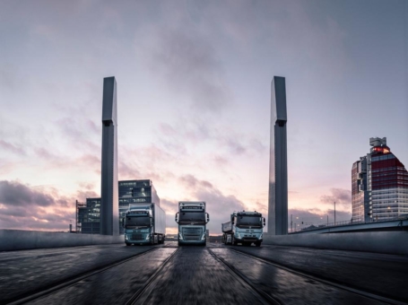 Volvo Trucks eröffnet Batteriewerk in Belgien