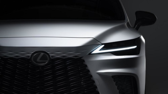 Lexus enthüllt den neuen RX am 1. Juni 2022