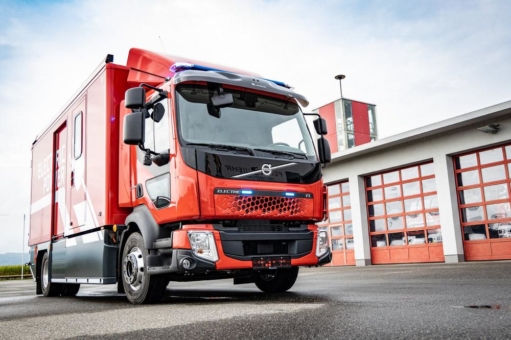 Volvo Trucks und Rosenbauer zeigen E-Lkw für die Feuerwehr bei der Interschutz 2022