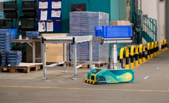 Zuwachs bei der LEO Transporter-Familie von BITO-Lagertechnik: Der neue LEO flow sorgt für platzsparende Transporte in Logistik und Produktion