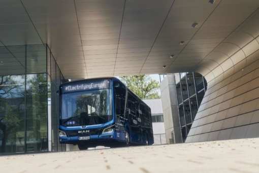 Acht Länder, zehn Tage, 2.500 Kilometer elektrisch durch Europa: MAN E-Bus Tour beginnt jetzt!