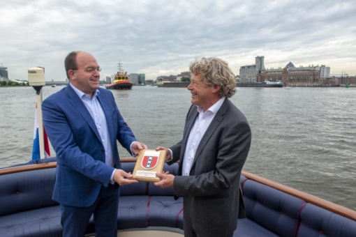 duisport und der Hafen Amsterdam bündeln ihre Kräfte bei der Entwicklung einer Wertschöpfungskette für grünen Wasserstoff