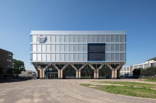 Offengelegt: Erweiterungsneubau für das Koning Willem I College in 's-Hertogenbosch (NL)