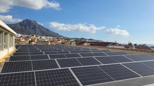 Energiegemeinschaft auf Teneriffa: E.ON und die Gemeinde Adeje pilotieren innovatives Konzept