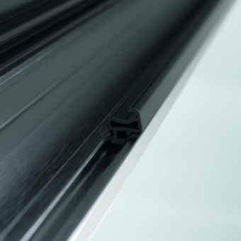 Prozessoptimierte Verarbeitung von Schüco Aluminium-Fensterdichtungen