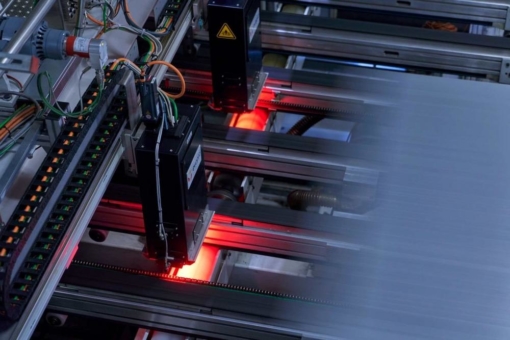 "Track & trace" mit integrierten Funktionen für die optische Inline-Qualitätskontrolle