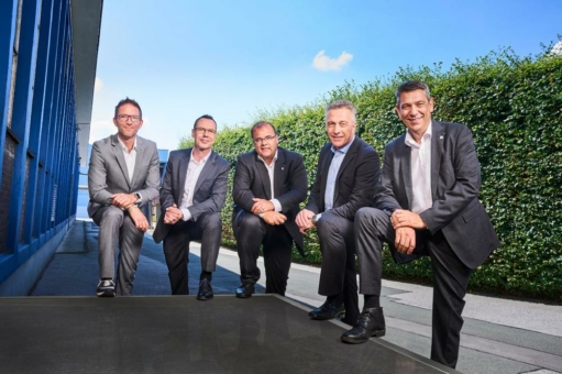 Smart hoch zwei - TRILUX und Johnson Controls starten weitreichende Kooperation im Bereich IoT und Gebäudeautomation