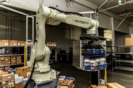 Dematic und Dexterity kooperieren beim Einsatz von Robotern für alle Aufgaben der Lieferkette von morgen