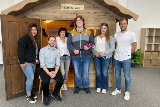 Gegen den Fachkräftemangel - Die SoftTec GmbH aus Sonthofen ist auch in diesem Jahr stark in der Nachwuchsförderung