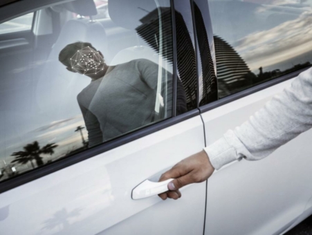 Grupo Antolin und trinamiX kooperieren für die Integration von Gesichtsauthentifizierung in Fahrzeuge