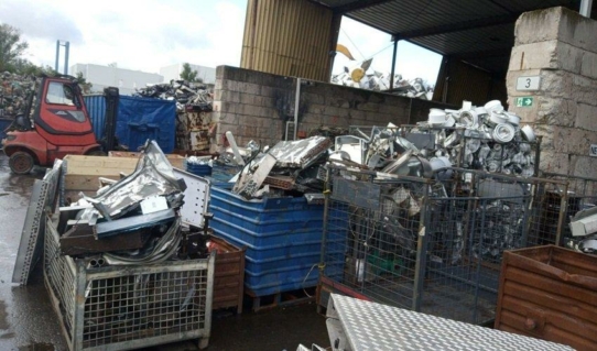 Die Schrottankauf Frechen beschafft die für die Wiederaufbereitung notwendigen Recycling-Materialien
