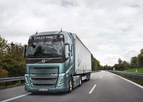 Volvo Trucks stellt auf der IAA eine neue vollelektrische Achse für mehr Reichweite vor