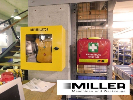 Defibrillator und Erste-Hilfe-Kurs bei Miller Maschinen und Werkzeuge
