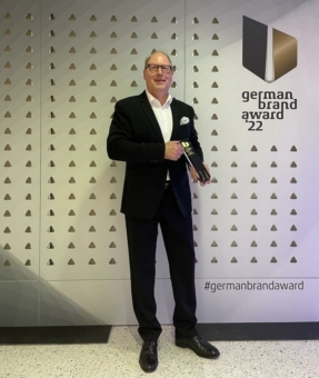 German Brand Award 2022: Impfkampagne des Handels als "Brand Impact of the Year" ausgezeichnet