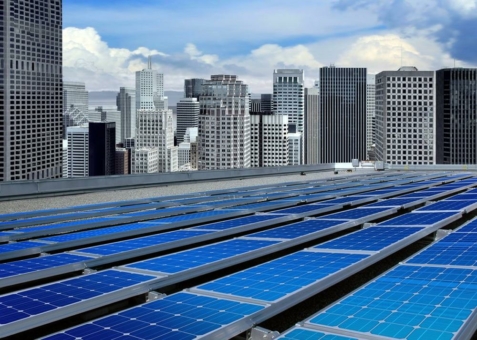 Smart Solar City und City Logistics mit einer Freiflächenanlage Strategie oder einem Solarcarport Konzept den Ausgleich schaffen