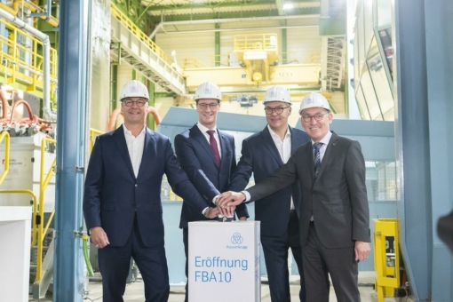 Hightech-Stahl aus Dortmund: thyssenkrupp Steel stellt Feuerbeschichtungsanlage fertig. Anlage im Beisein von Ministerpräsident Wüst eingeweiht