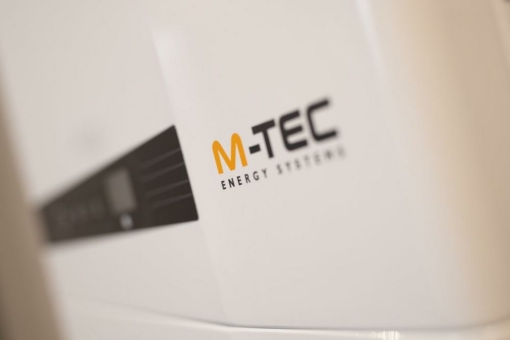 Energiekonzepte Deutschland erweitert Portfolio mit modularem Energy-Butler von M-TEC