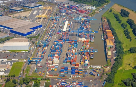Start für 5G-Projekt im Duisburger Hafen: Testfeld für teilautomatisierte Containerkräne