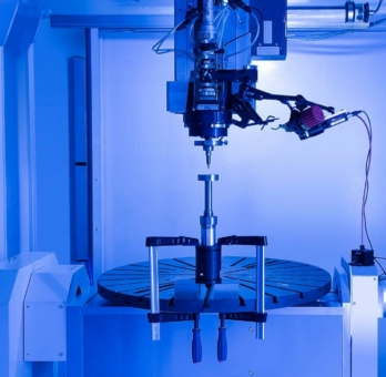 Ultraschall macht additive Bauteile aus dem 3D-Drucker stabiler und langlebiger