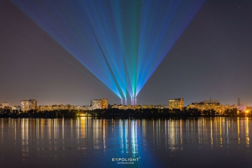 Laserblumen über Dnipro