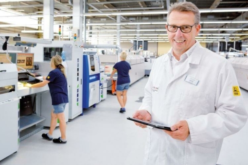 Smart Electronic Factory zeigt bei Hybrid-Event: "Produktivitätssprung durch digitale Transformation"