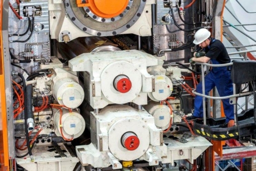 ArcelorMittal Bremen modernisiert Warmbandwalzwerk mit SMS group