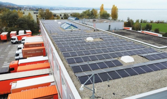 Gebrüder Weiss produziert jetzt Solarstrom in der Schweiz