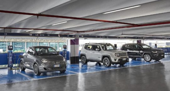 Leasys nimmt Ladestationen für Elektrofahrzeuge am Flughafen von Rom in Betrieb